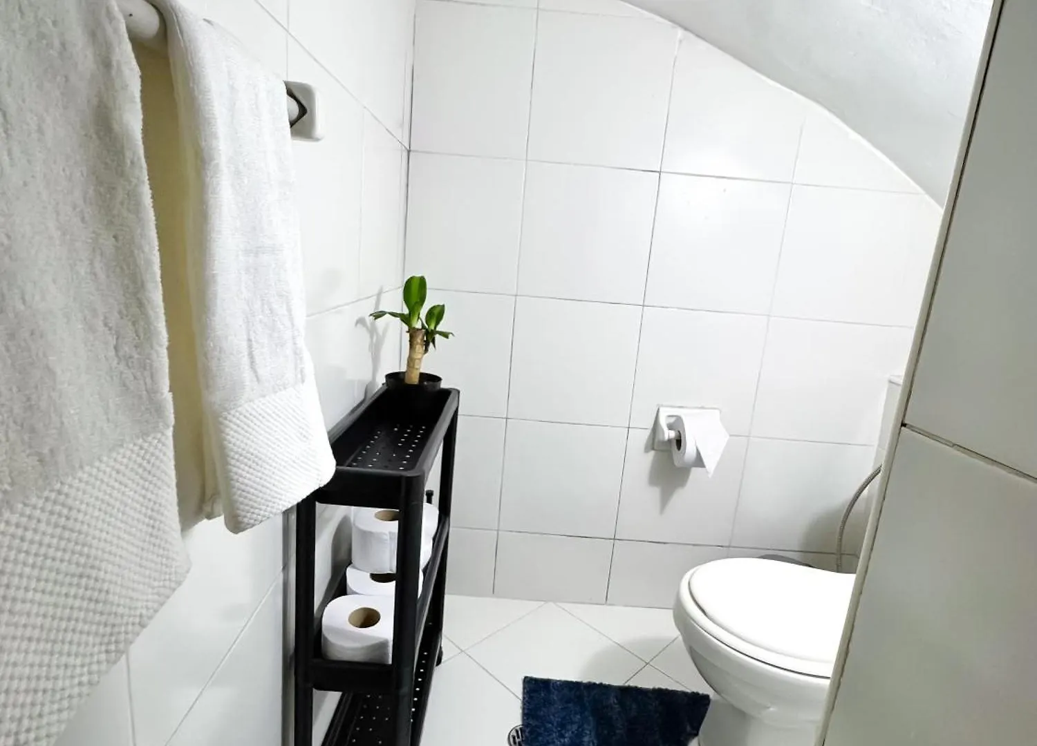 Habitacion Doble Con Entrada Independiente Y Bano Privado Bogota